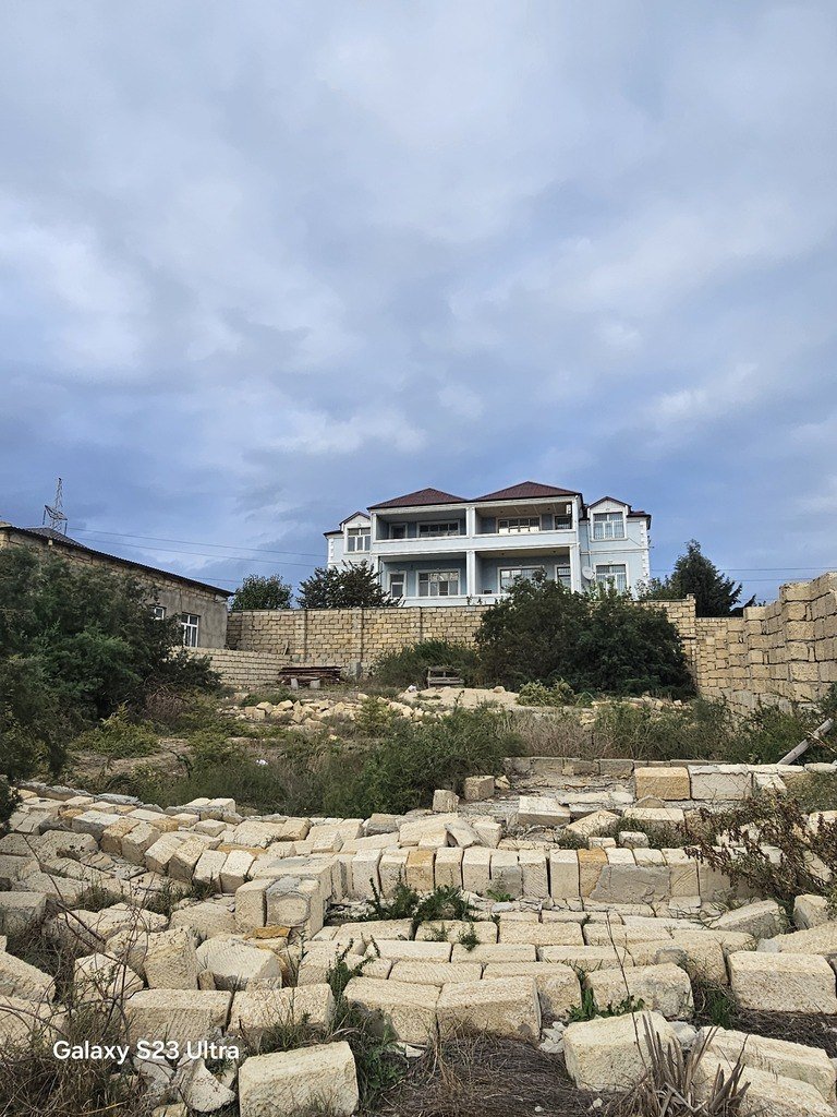 4 sot torpaq satılır, Saray-4