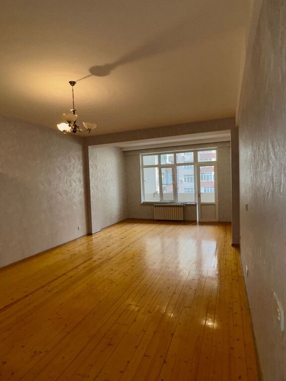 Satılır 2 otaqlı yeni tikili, 102 m², Neftçilər m.-2
