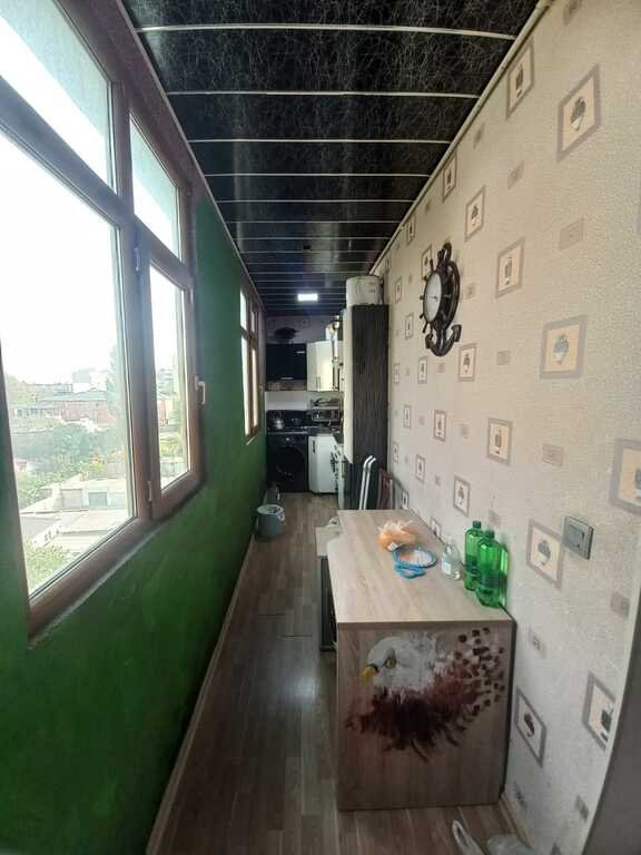 Satılır 2 otaqlı köhnə tikili, 65 m², İnşaatçılar m.-14