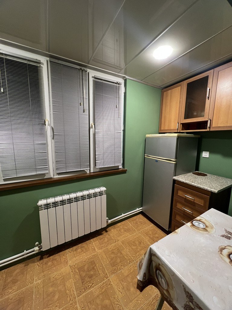 Kirayə verilir 2 otaqlı köhnə tikili, 35 m², Qara Qarayev m.-5
