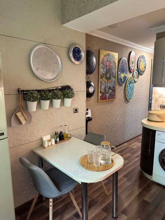 Satılır 3 otaqlı köhnə tikili, 75 m², Nəriman Nərimanov m.-26