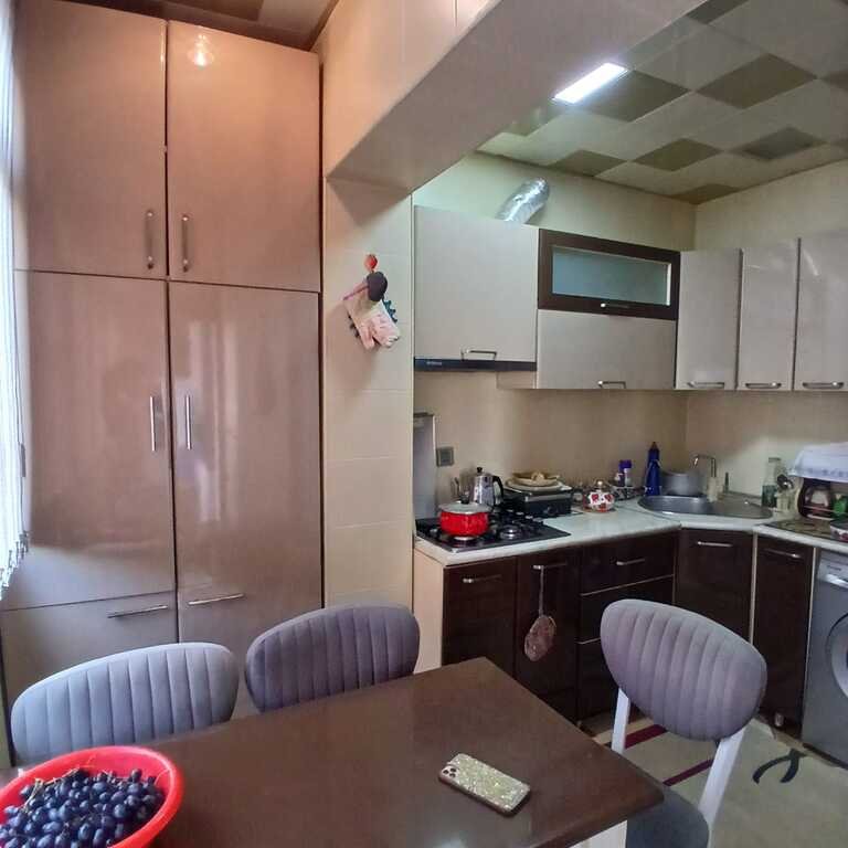 Satılır 3 otaqlı köhnə tikili, 80 m², Memar Əcəmi m.-2