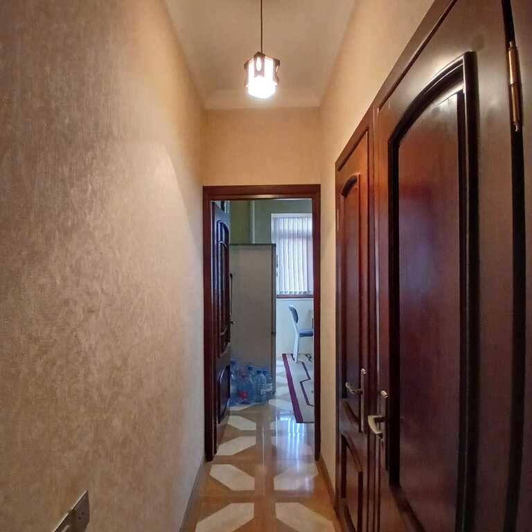 Satılır 3 otaqlı köhnə tikili, 80 m², Memar Əcəmi m.-11