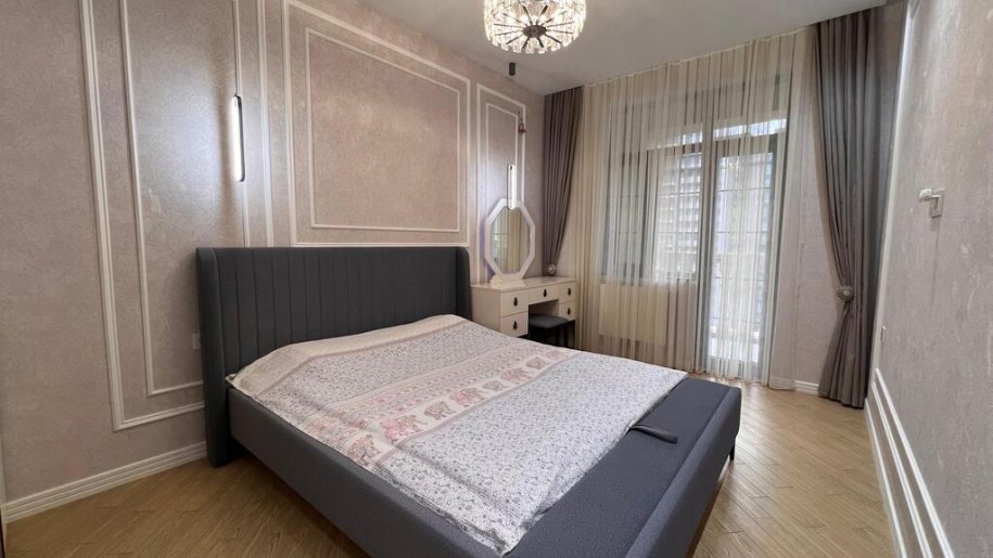 Satılır 2 otaqlı yeni tikili, 86 m², Elmlər Akademiyası m.-7