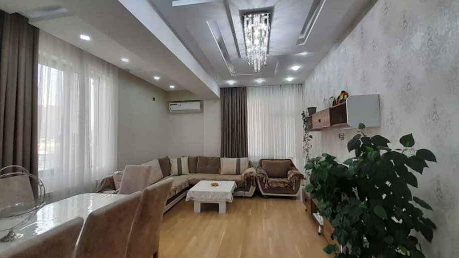 Kirayə verilir 4 otaqlı yeni tikili, 122 m², İnşaatçılar m.-1