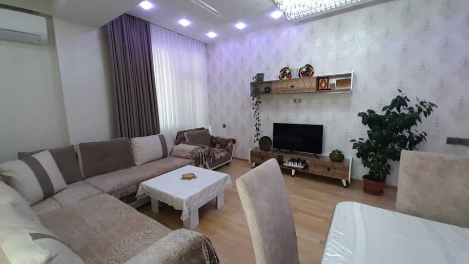 Kirayə verilir 4 otaqlı yeni tikili, 122 m², İnşaatçılar m.-3