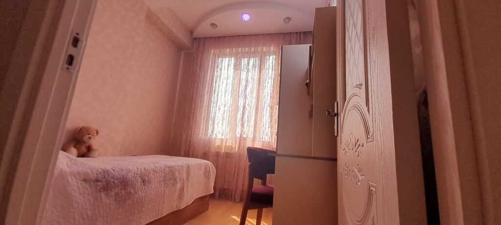 Kirayə verilir 4 otaqlı yeni tikili, 122 m², İnşaatçılar m.-11