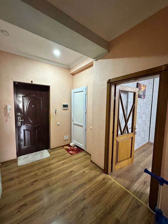 Satılır 2 otaqlı yeni tikili, 76 m², Xalqlar dostluğu m.-2