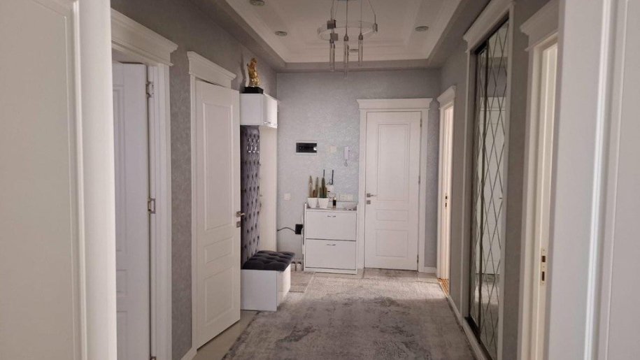 Satılır 3 otaqlı yeni tikili, 140 m², Memar Əcəmi m.-13