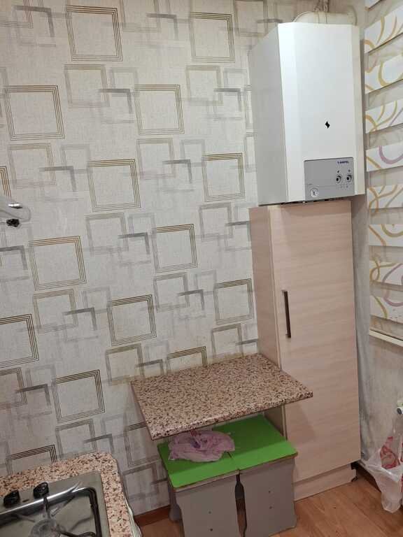 Kirayə verilir 3 otaqlı köhnə tikili, 80 m², Memar Əcəmi m.-3