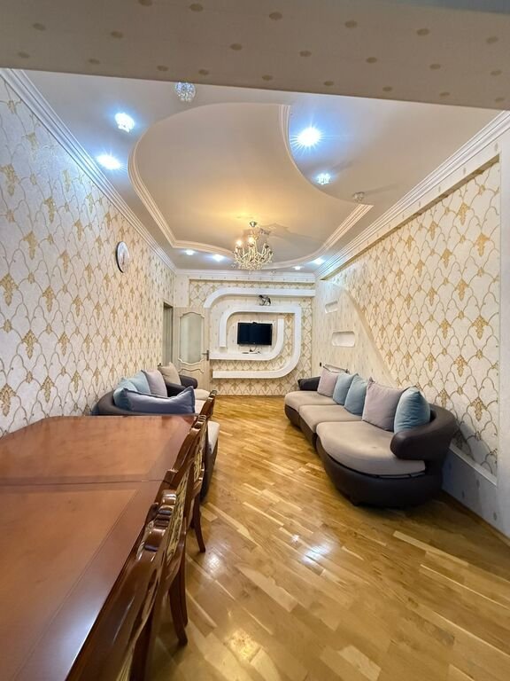 Kirayə verilir 3 otaqlı yeni tikili, 90 m², İnşaatçılar m.-1