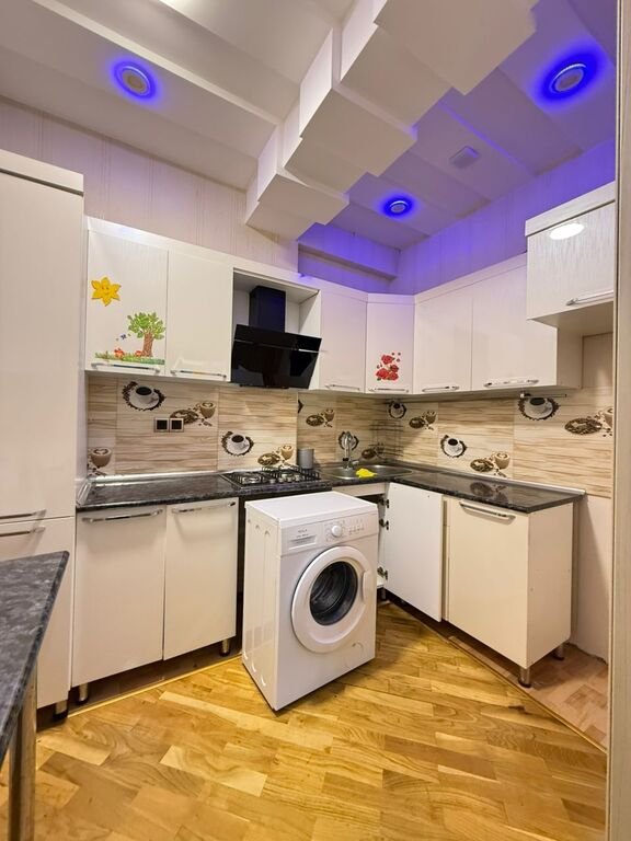 Kirayə verilir 3 otaqlı yeni tikili, 90 m², İnşaatçılar m.-12