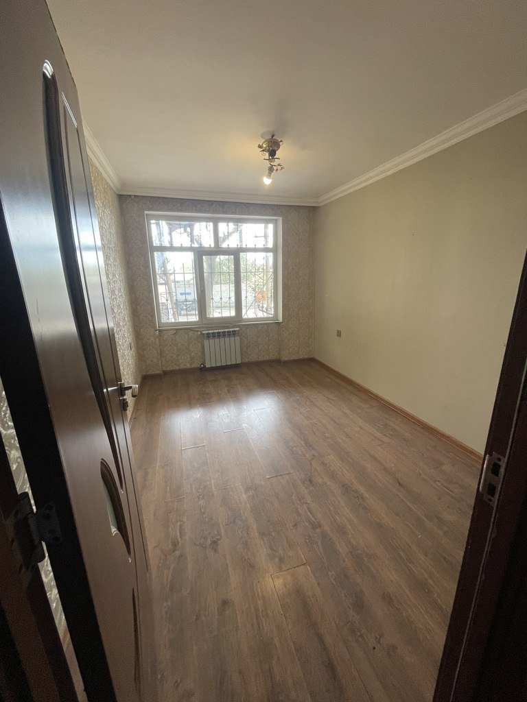 Satılır 2 otaqlı köhnə tikili, 55 m², Əmircan-2