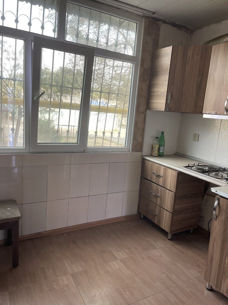 Satılır 2 otaqlı köhnə tikili, 55 m², Əmircan-4