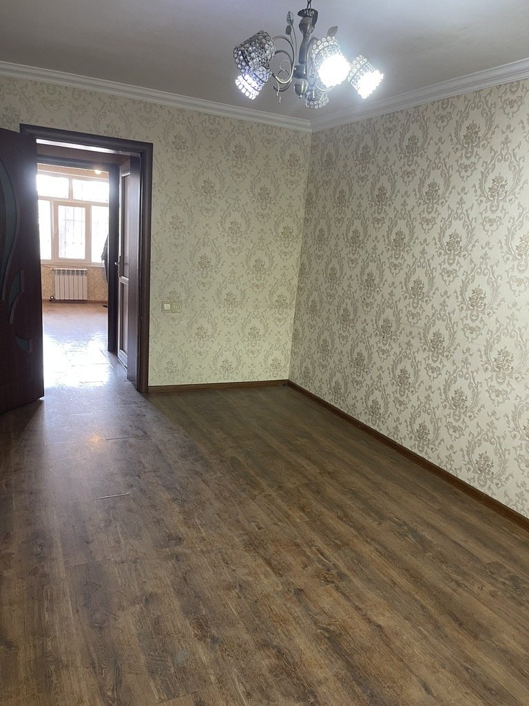 Satılır 2 otaqlı köhnə tikili, 55 m², Əmircan-5