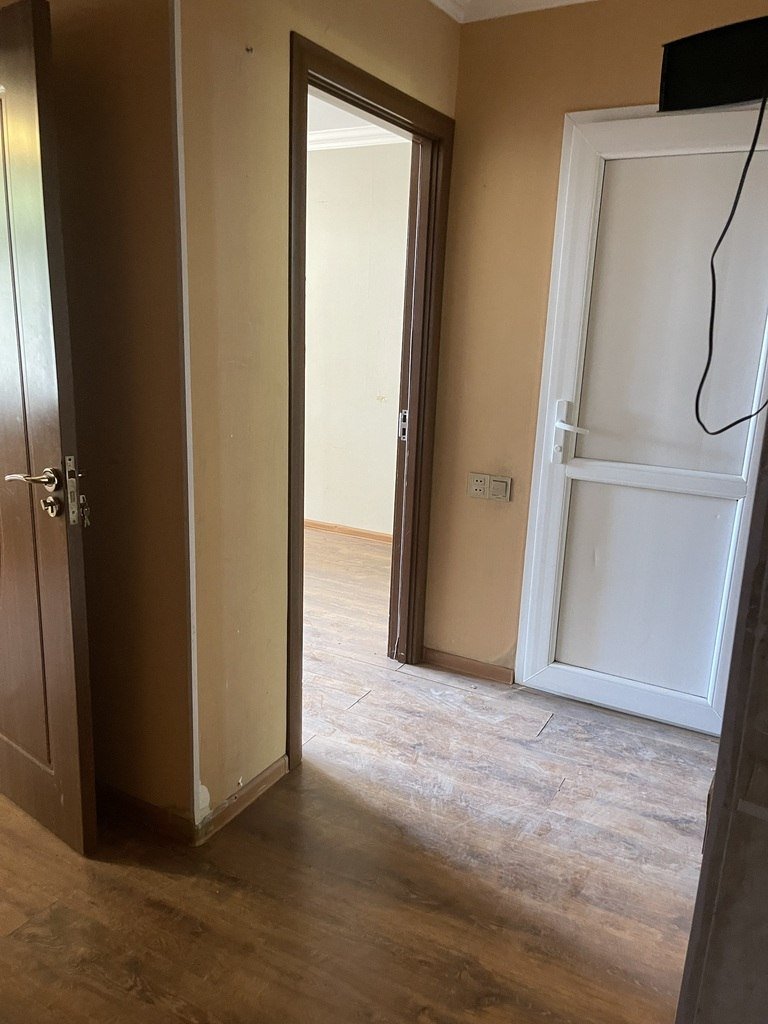 Satılır 2 otaqlı köhnə tikili, 55 m², Əmircan-16