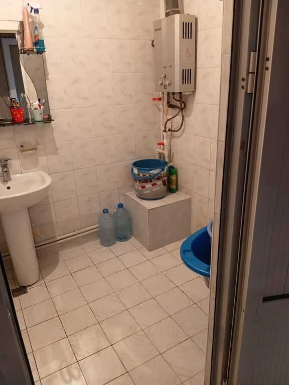 Satılır 3 otaqlı köhnə tikili, 80 m², Əhmədli m.-8