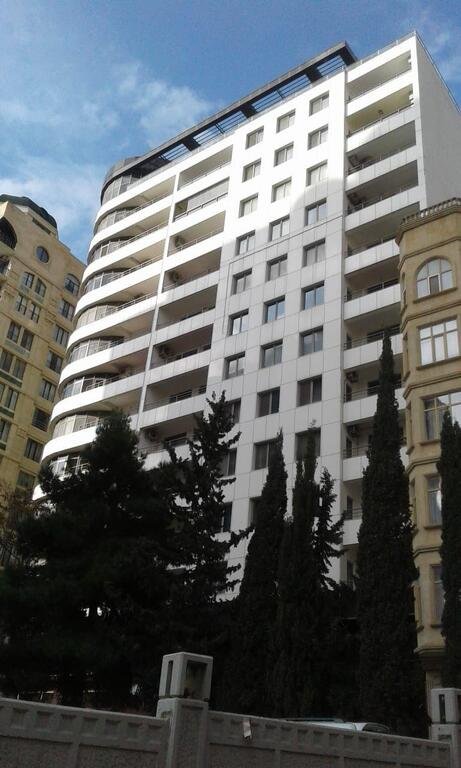 Kirayə verilir 4 otaqlı yeni tikili, 220 m², Sahil m.-2