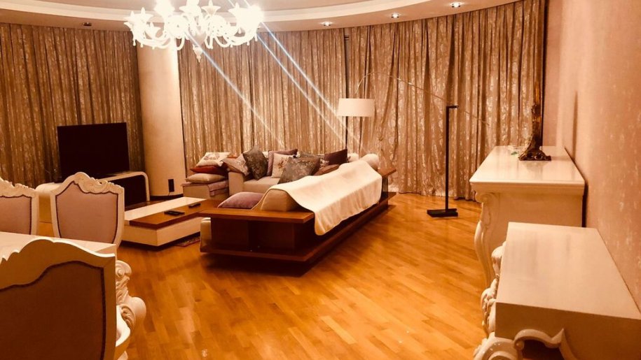 Kirayə verilir 4 otaqlı yeni tikili, 220 m², Sahil m.-6