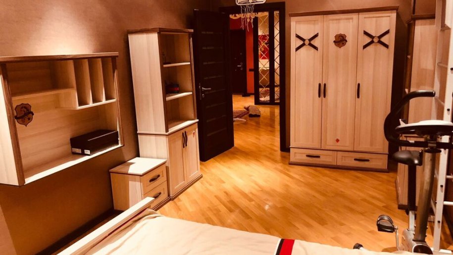 Kirayə verilir 4 otaqlı yeni tikili, 220 m², Sahil m.-8