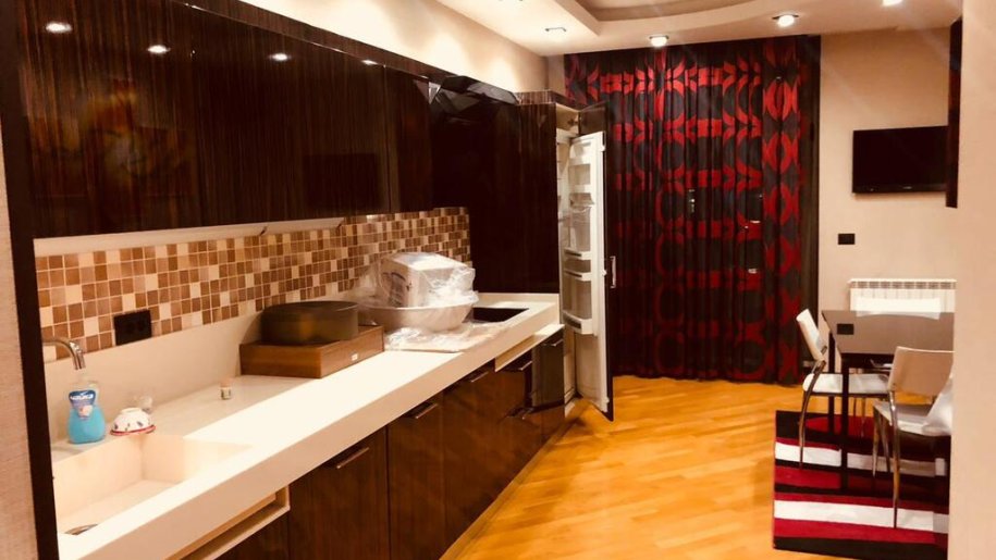 Kirayə verilir 4 otaqlı yeni tikili, 220 m², Sahil m.-15