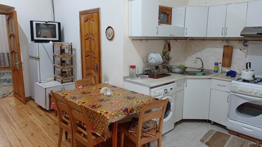 Kirayə verilir 2 otaqlı köhnə tikili, 65 m², Xətai m.-2