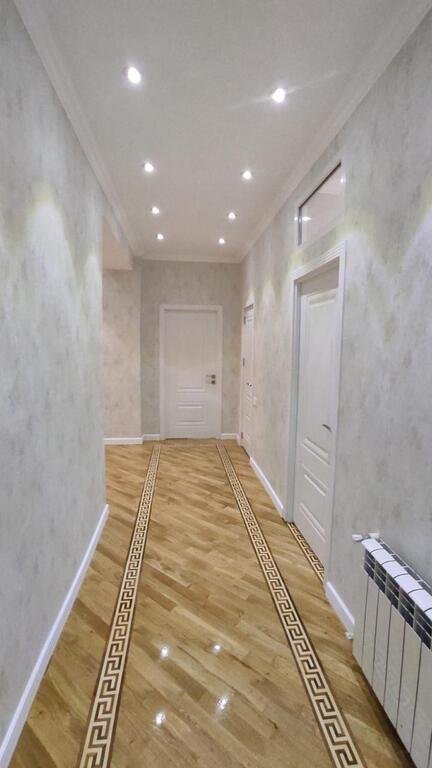 Satılır 3 otaqlı yeni tikili, 81 m², Xalqlar dostluğu m.-1