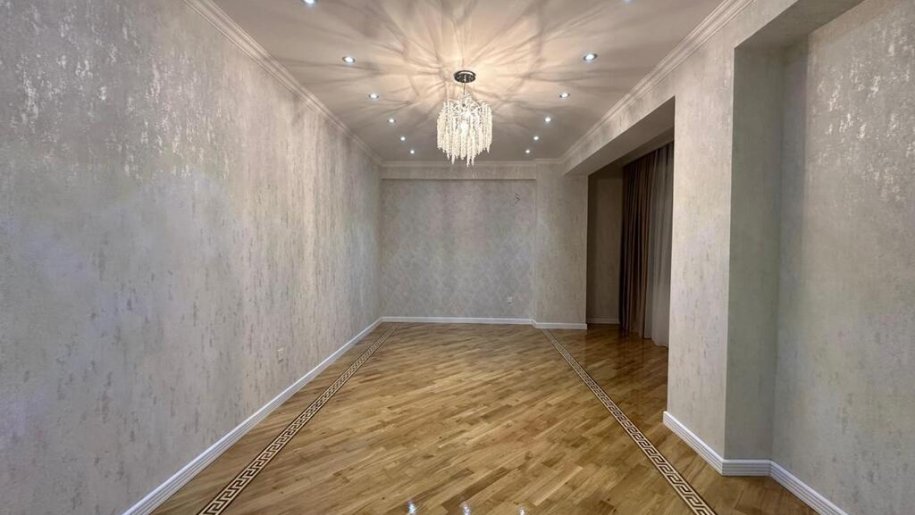 Satılır 3 otaqlı yeni tikili, 81 m², Xalqlar dostluğu m.-5