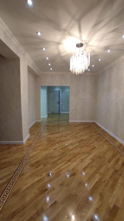 Satılır 3 otaqlı yeni tikili, 81 m², Xalqlar dostluğu m.-8