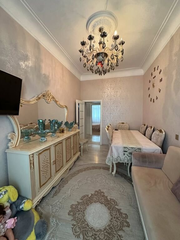 Satılır 3 otaqlı köhnə tikili, 80 m², Nəriman Nərimanov m.-1