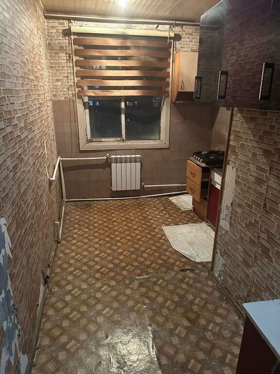 Kirayə verilir 2 otaqlı köhnə tikili, 50 m², 20 Yanvar m.-4