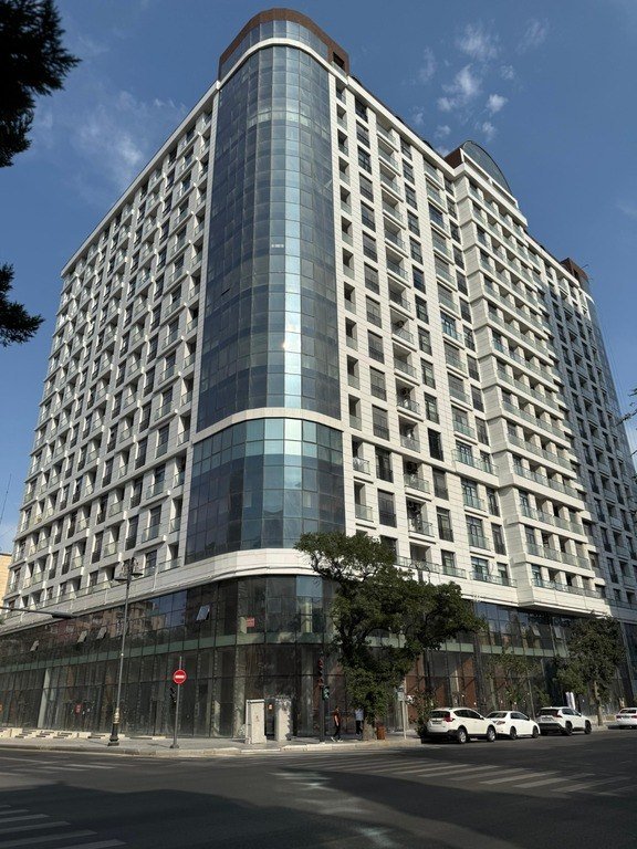 156 m<sup>2</sup> obyekt satılır, Nərimanov-1