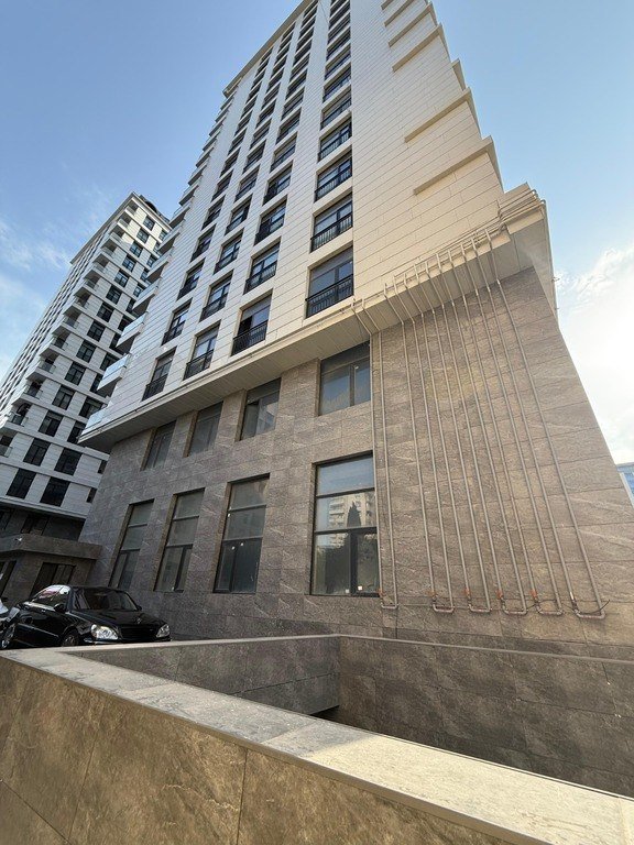 156 m<sup>2</sup> obyekt satılır, Nərimanov-9