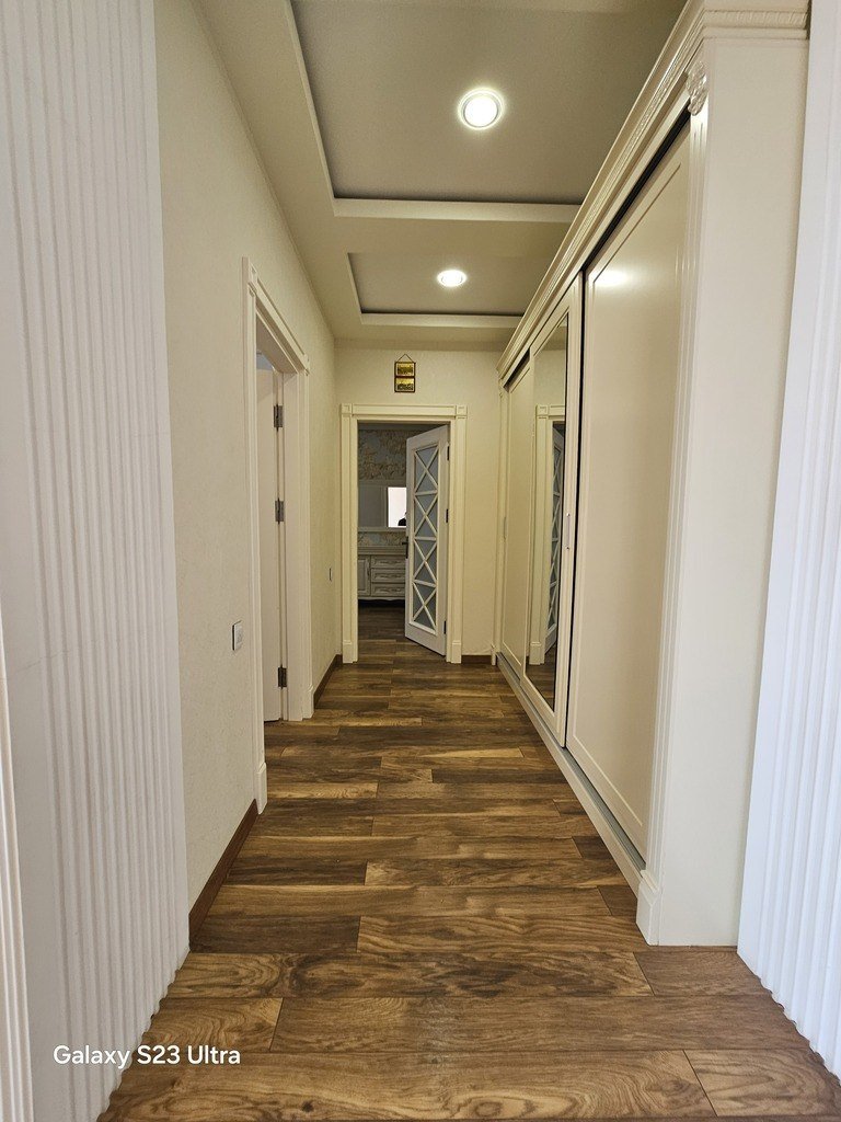 Satılır 3 otaqlı yeni tikili, 140 m², İnşaatçılar m.-22