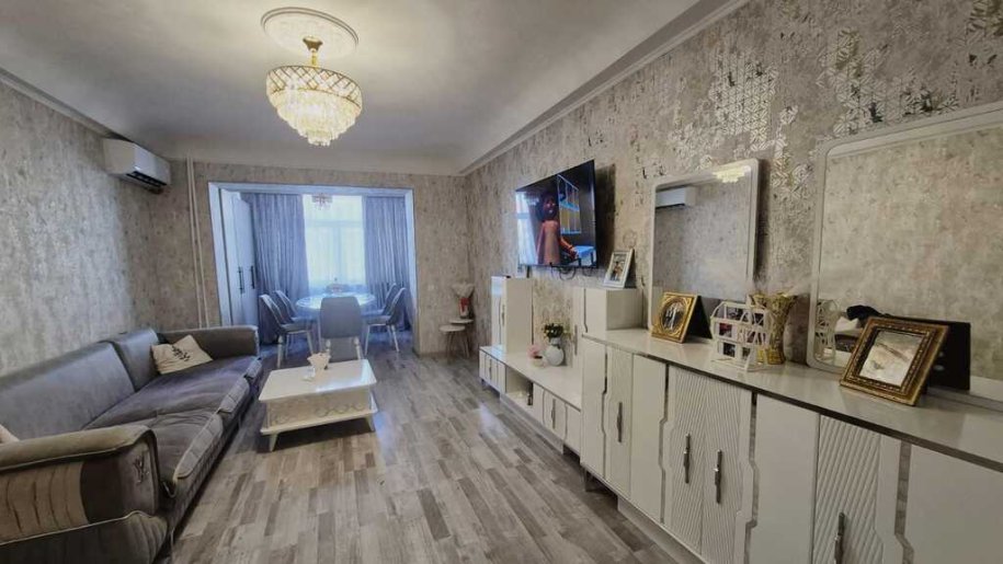 Satılır 3 otaqlı köhnə tikili, 70 m², Neftçilər m.-1
