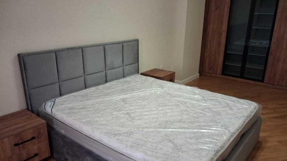 Satılır 3 otaqlı yeni tikili, 93 m², Elmlər Akademiyası m.-4