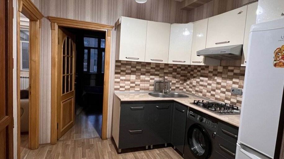 Kirayə verilir 2 otaqlı yeni tikili, 50 m², İnşaatçılar m.-5