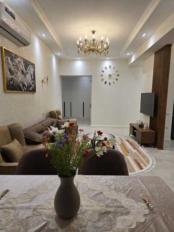 Kirayə verilir 2 otaqlı yeni tikili, 80 m², Nizami m.-4