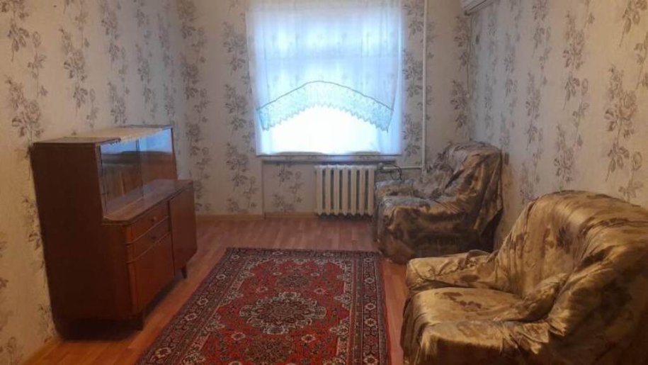 Kirayə verilir 2 otaqlı köhnə tikili, 50 m², İnşaatçılar m.-2
