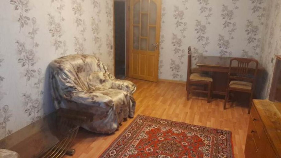Kirayə verilir 2 otaqlı köhnə tikili, 50 m², İnşaatçılar m.-4