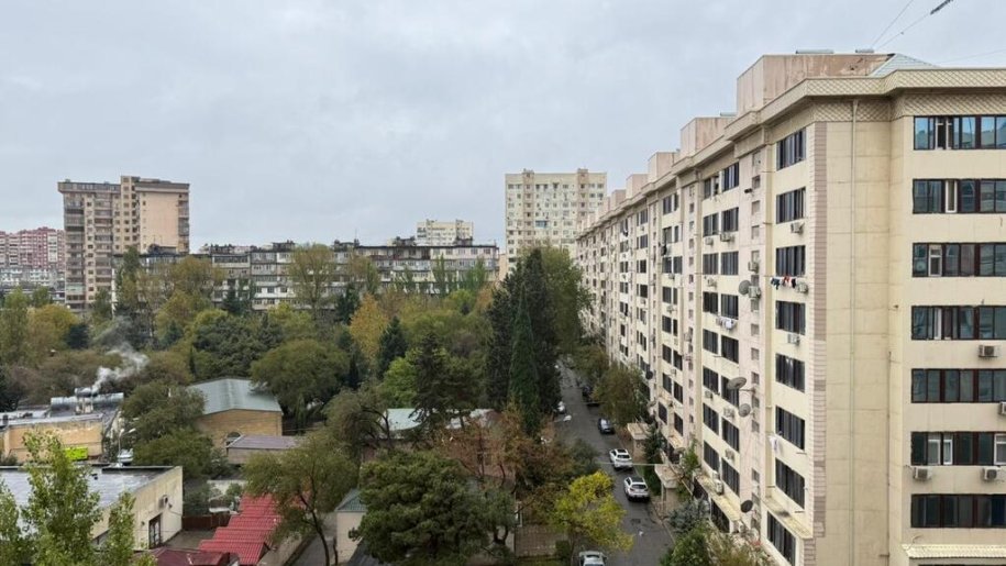 Satılır 3 otaqlı köhnə tikili, 85 m², Azadlıq Prospekti m.-1