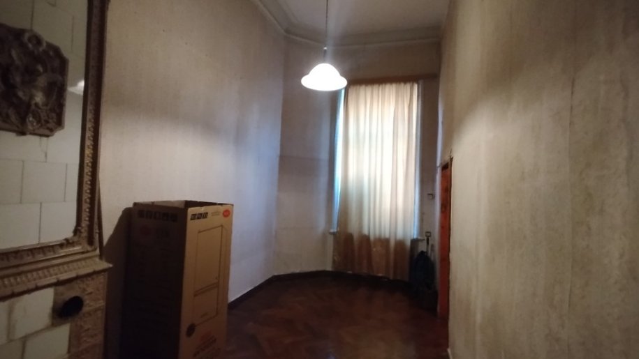 Satılır 2 otaqlı köhnə tikili, 42 m², 28 May m.-3