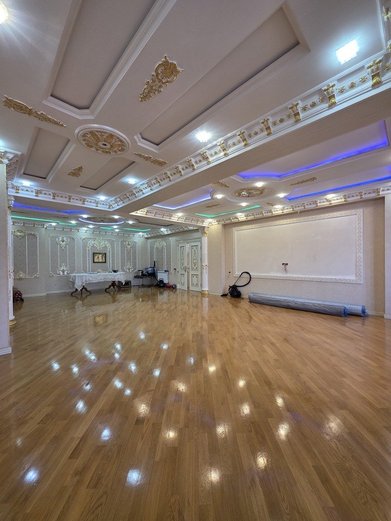 Satılır 4 otaqlı yeni tikili, 250 m², İnşaatçılar m.-3