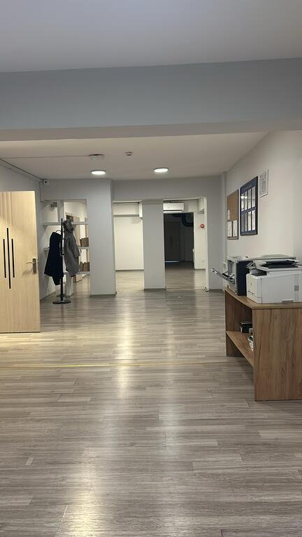 500 m<sup>2</sup> ofis icarəyə verilir, Elmlər Akademiyası m.-7