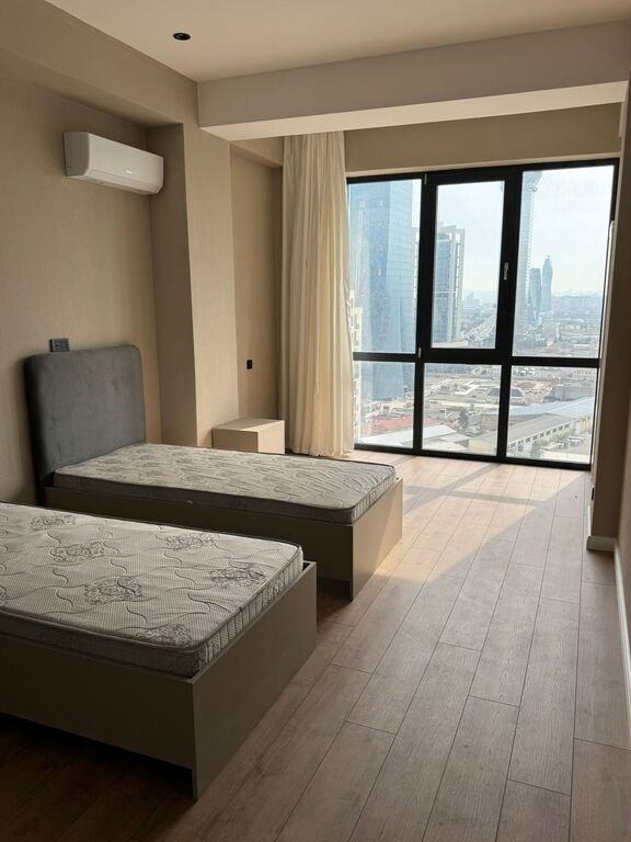 Kirayə verilir 3 otaqlı yeni tikili, 137 m², Koroğlu m.-5
