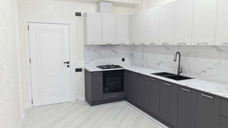 Kirayə verilir 2 otaqlı yeni tikili, 80 m², İnşaatçılar m.-7