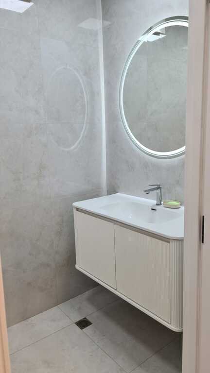 Kirayə verilir 2 otaqlı yeni tikili, 80 m², İnşaatçılar m.-9