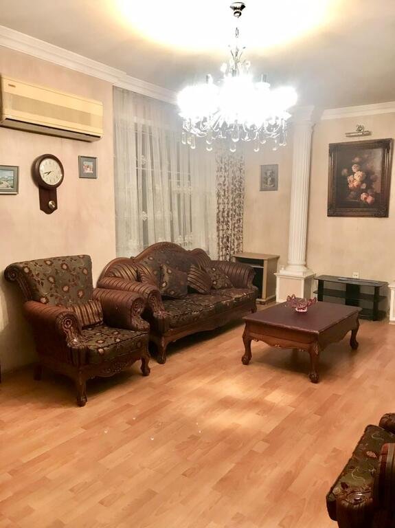 Kirayə verilir 3 otaqlı köhnə tikili, 141 m², Nəriman Nərimanov m.-11