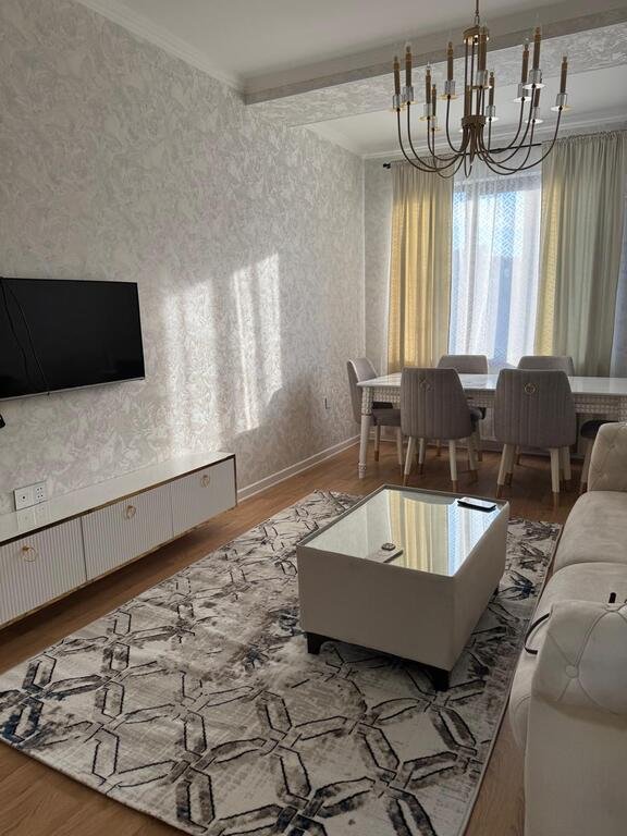 Kirayə verilir 3 otaqlı yeni tikili, 87 m², 28 May m.-2
