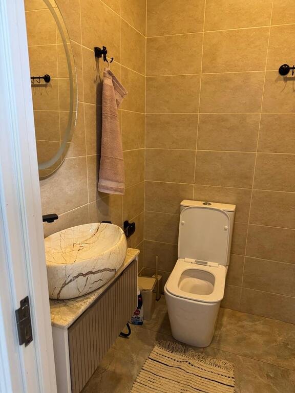 Kirayə verilir 3 otaqlı yeni tikili, 87 m², 28 May m.-7